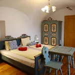 Familie Lampersberger Guest house 3*