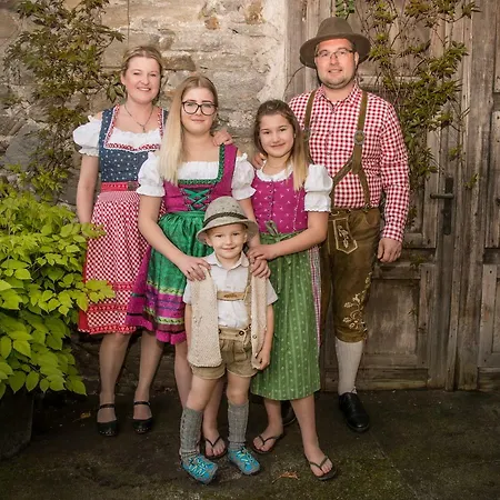Familie Lampersberger Sachsenburg